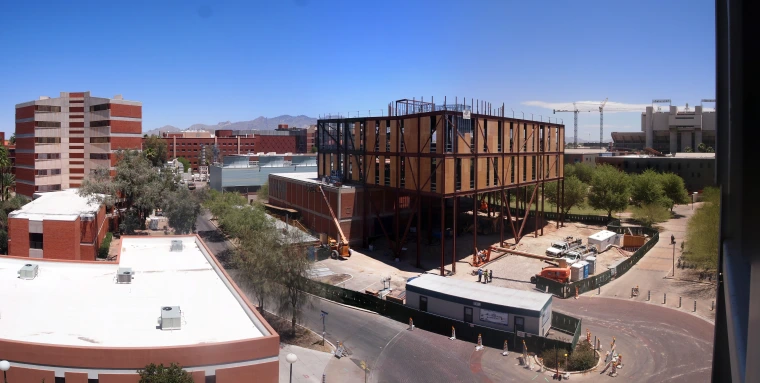 Panoramic view of the construction site: 17